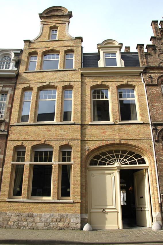 La Porte Cochere Ieper Eksteriør bilde